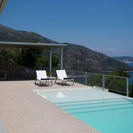 Asterias Villa *